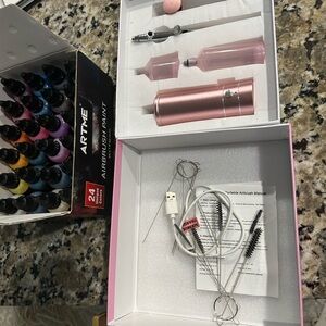 Pink Airbrush Kit with Accessories & 24 pack airbrush paint new